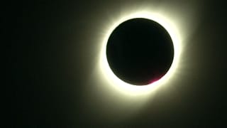 منظره تماشایی خورشیدگرفتگی در شیلی