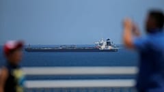 ایران توقیف نفتکش خود در جبل‌الطارق را «راهزنی» خواند