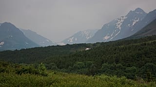 Mountain Valley oscurecido por los incendios el pasado junio