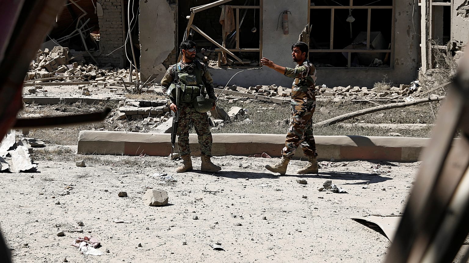 Taliban Afganistan'da istihbarat görevlilerini hedef aldı: En az 14 ölü 