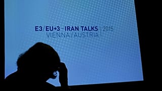 آخرین تلاشها برای احیای یک توافقِ به کما رفته؛ ایران و جهان با برجام چه میکنند؟