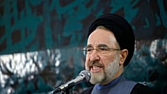 خاتمی: ممکن است خدایی نکرده براندازان موفق شوند