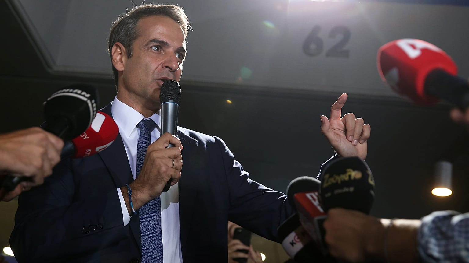 Μητσοτάκης:  Η κοινωνία θέλει να πάμε μπροστά ενωμένοι