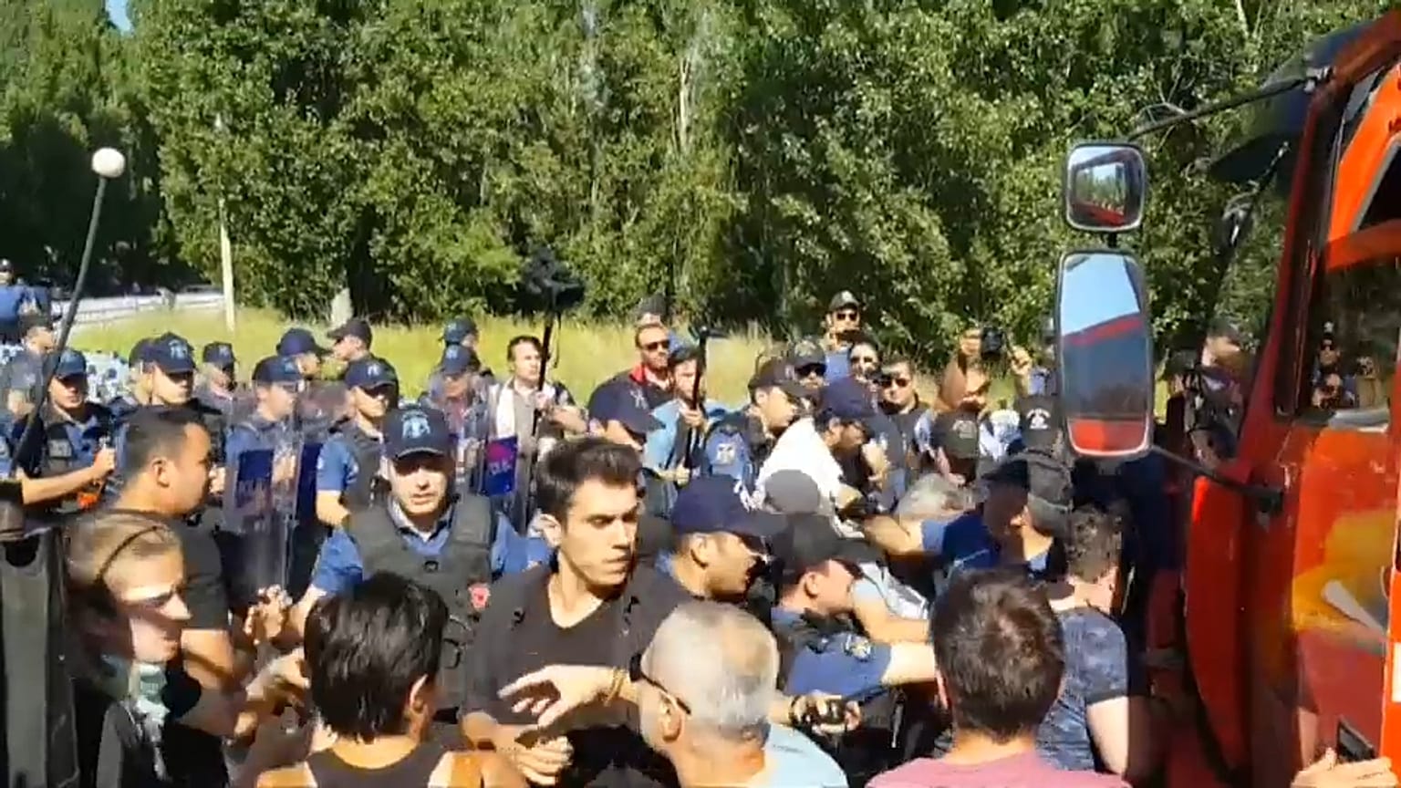 Turchia: gli studenti del METU di Ankara contro la demolizione degli alberi del campus