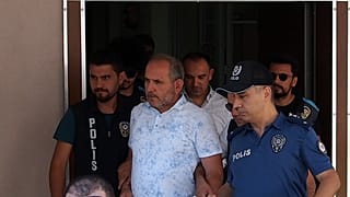 Pendik D-100 Karayolu'nda içinde hamile kadının bulunduğu araca saldırı olayı