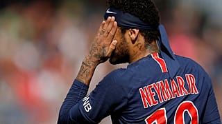 لاعب كرة القدم البرازيلي نيمار 