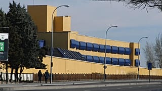 Exigen la dimisión del director de un centro para inmigrantes español por supuestas torturas