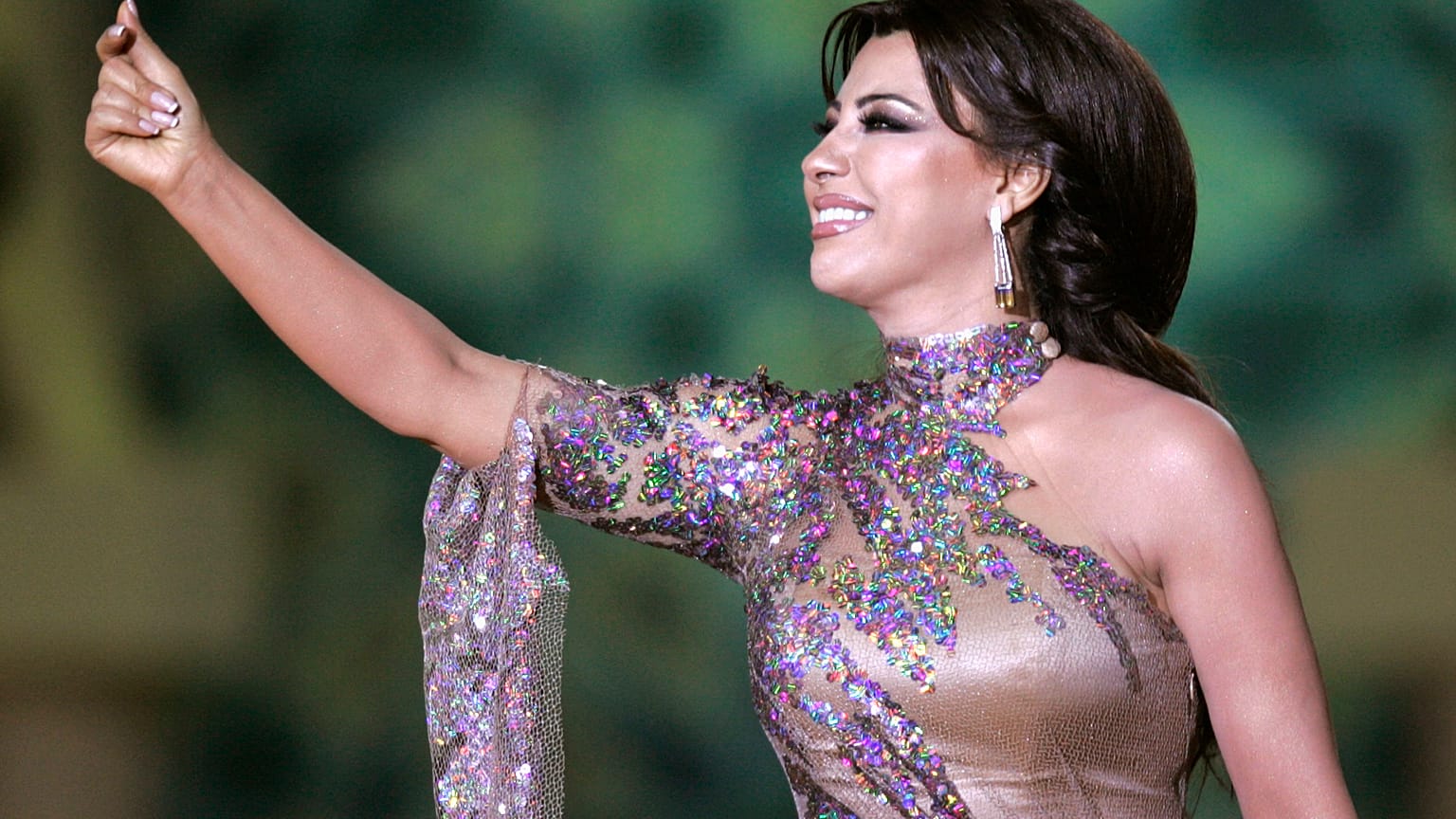 مهرجان الفحيص في الأردن: مروان خوري في الإفتتاح ونجوى كرم مسك الختام 