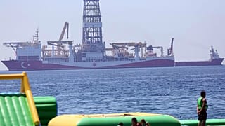 AB: Türkiye, Doğu Akdeniz'de sondaj faaliyetleriyle Kıbrıs'ın egemenliğini ihlal ediyor