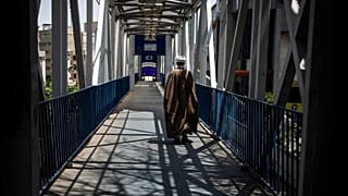 دولت روحانی بدون صادرات نفت چه زمانی به پایان راه می‌رسد؟