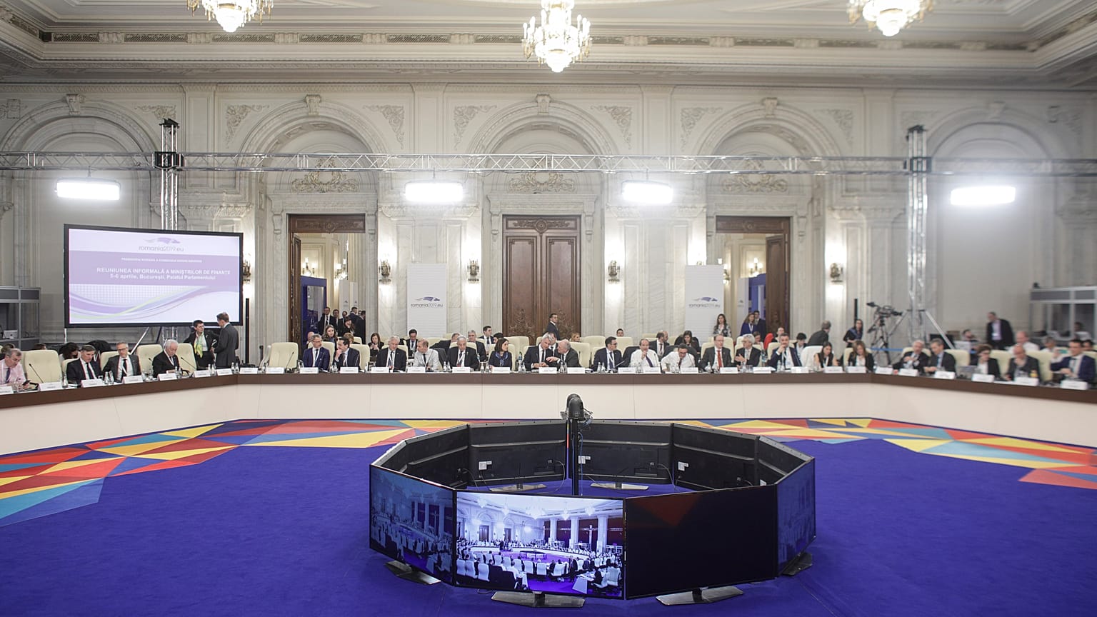 Συστάσεις ECOFIN σε Ελλάδα και Κύπρο