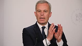 Fransa'nın eski meclis başkanı özel partilerin masrafını devlete ödetmiş