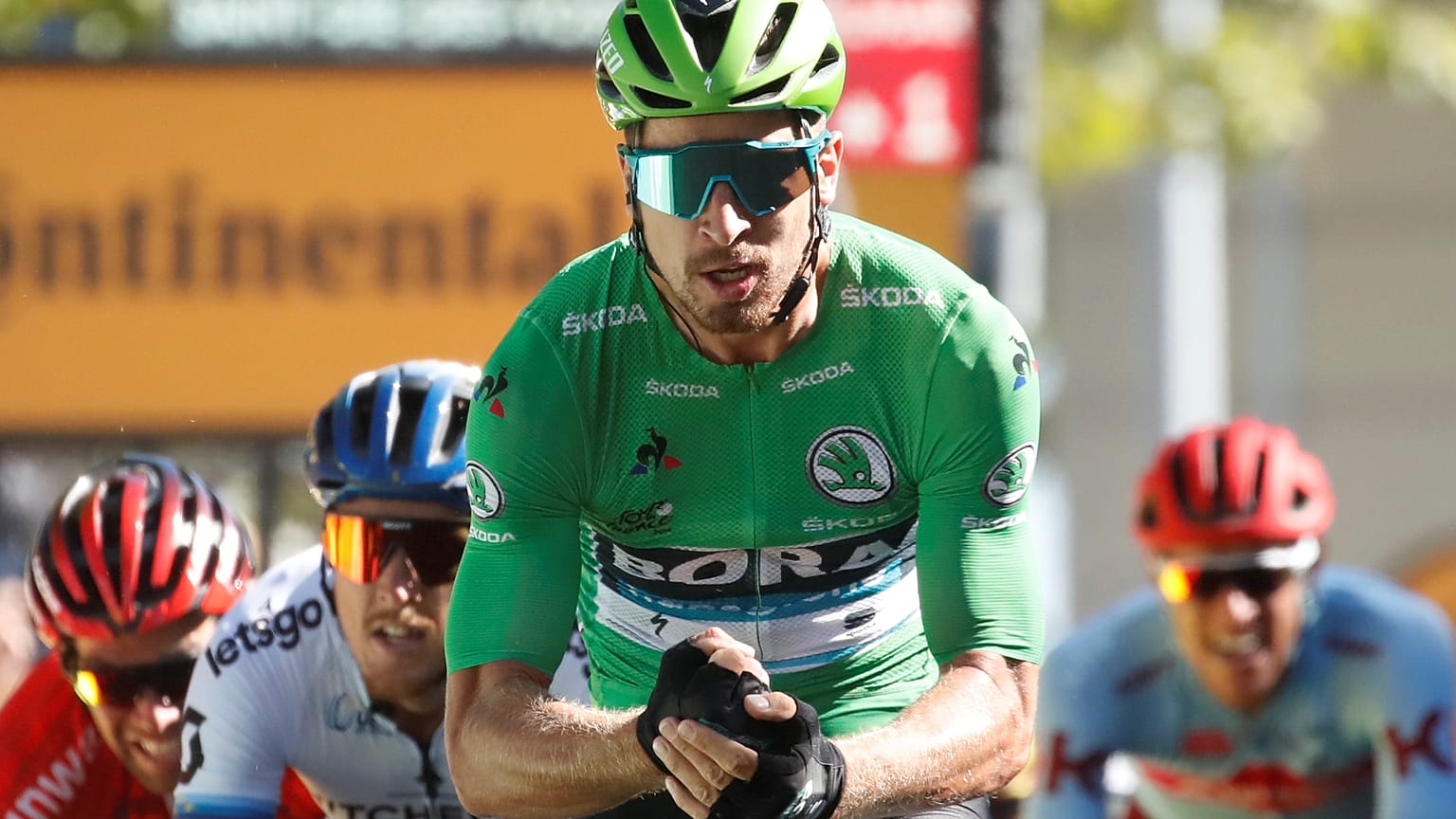 Peter Sagan logra su primera victoria en este Tour de Francia con una brillante actuación del Bora