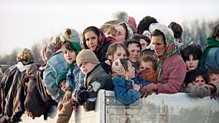 Srebrenitsa soykırımının üzerinden 25 yıl geçti
