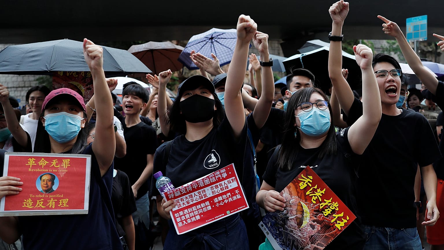Hong Kong insegna: se volete organizzare una protesta ben fatta, non affidatevi a Facebook