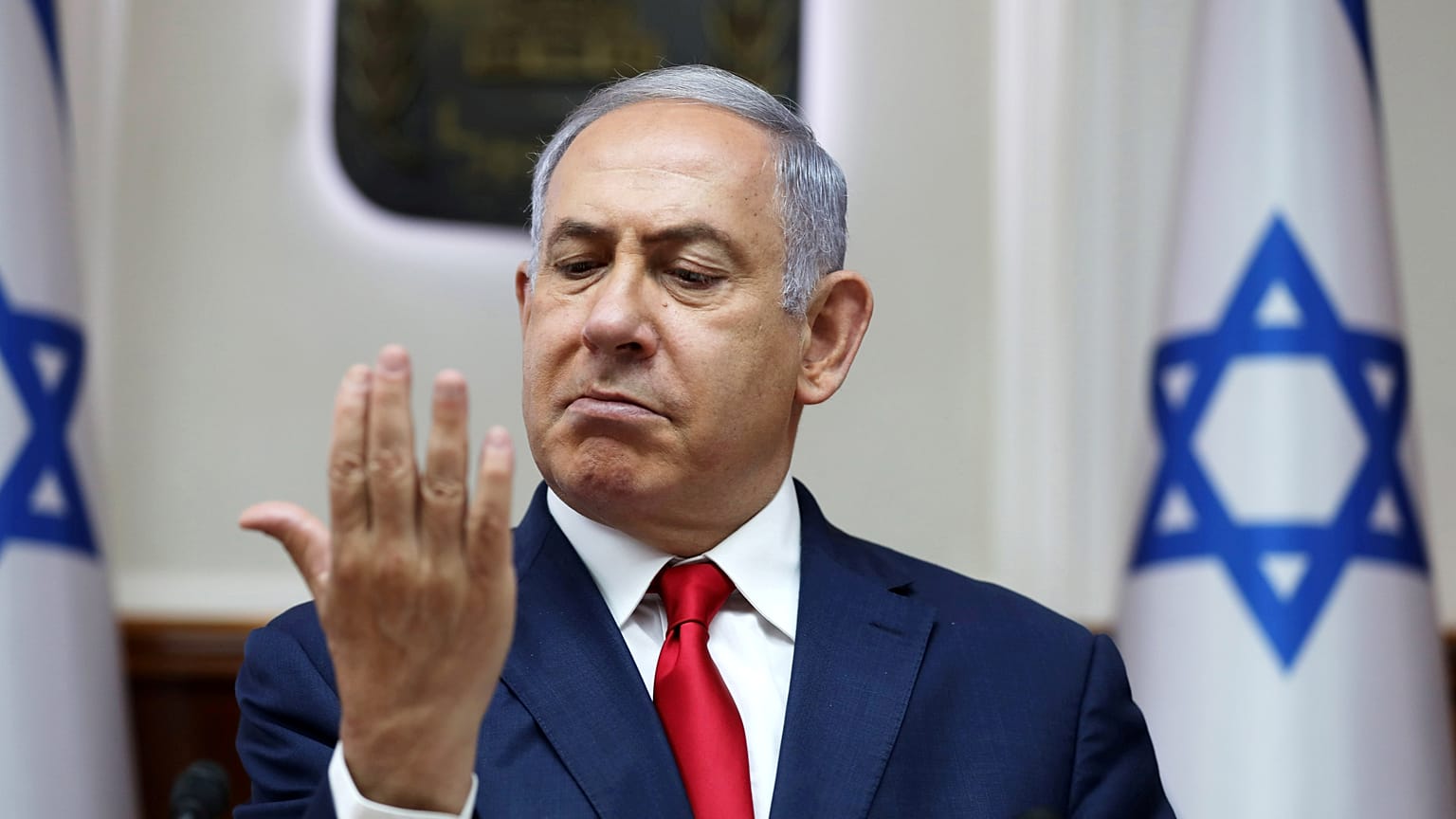 رئيس الوزراء الإسرائيلي بنيامين نتنياهو خلال اجتماع في القدس 