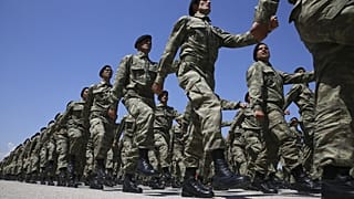 Türk askeri