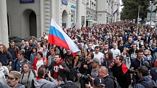 Demonstration in Moskau: Opposition will an Wahl teilnehmen