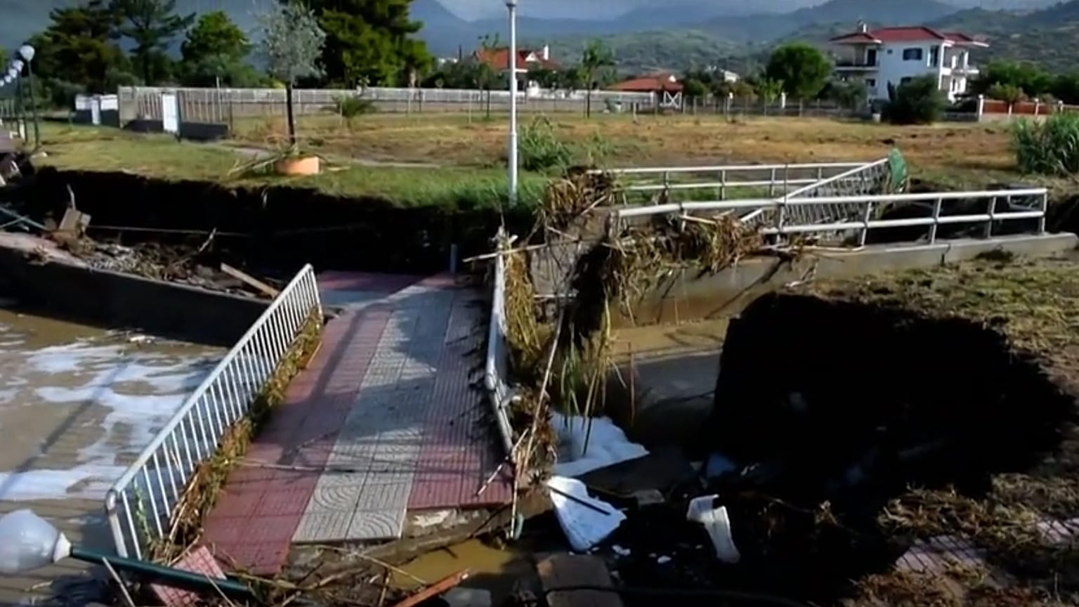 Floods hit western Greece days after deadly storm killed 7