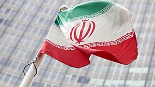 الخارجية الفرنسية: اعتقال الباحثة الفرنسية الإيرانية فاريبا عادلخاه في إيران