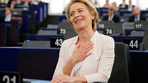 Nagyon megkönnyebbültem – mondta a szavazás után der Leyen
