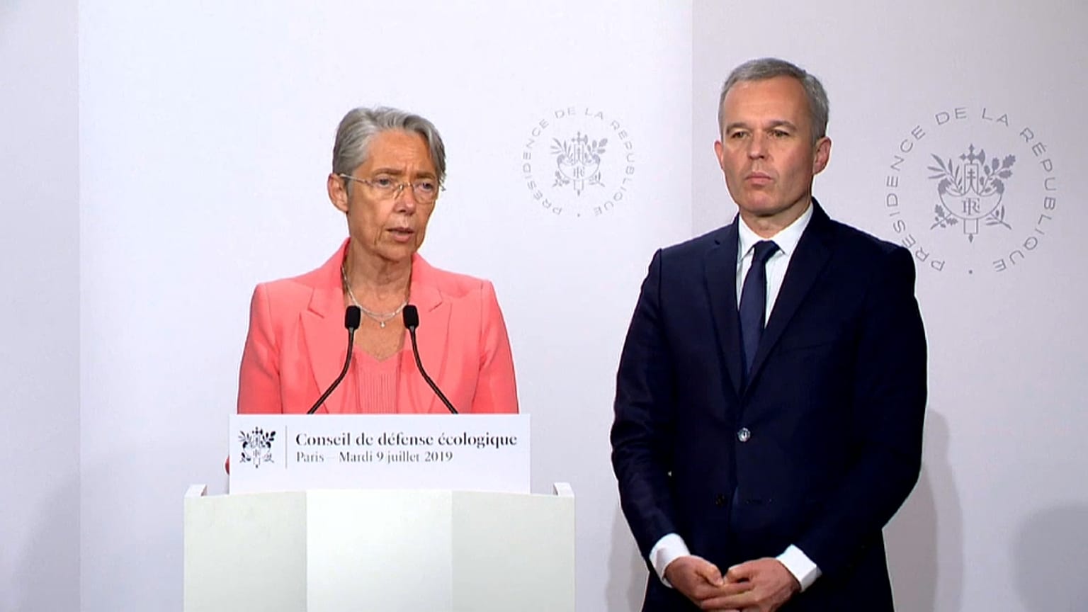 Elisabeth Borne remplace De Rugy au ministère de la transition écologique 