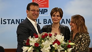 CHP İl Başkanı Canan Kaftancıoğlu (ortada)
