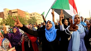 Sudan'da ordu ve sivil koalisyon, iktidarın paylaşımını içeren anlaşma imzaladı