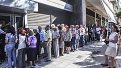 AYM: 5 yıl içinde bankadan çekilmeyen emekli maaşı SGK tarafından geri alınamaz