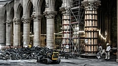 Notre Dame Katedrali’ndeki hasarın boyutu görüntülendi