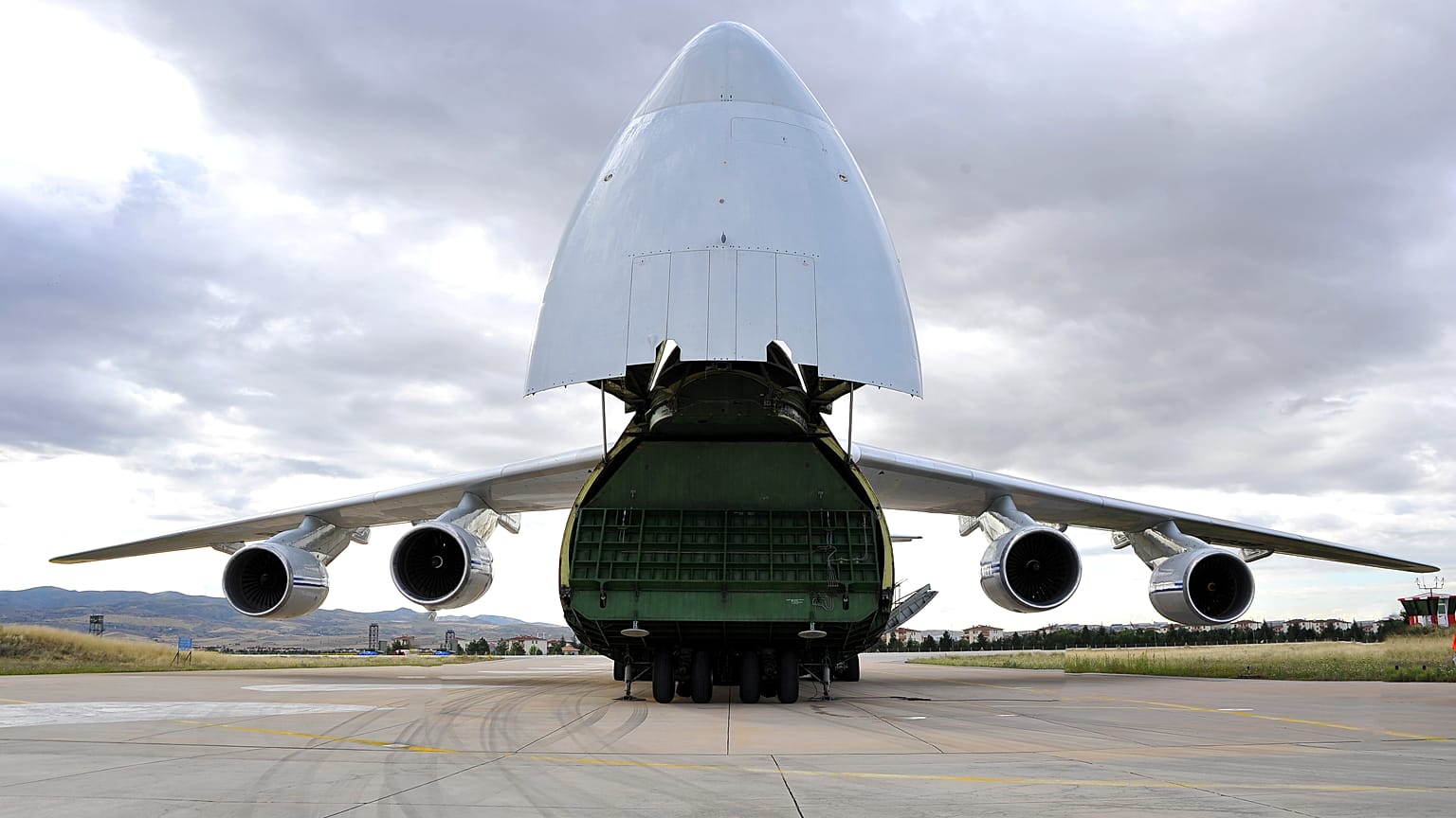 ABD'li yetkililer: Erdoğan S-400'leri darbe girişimi sonrası kendi uçaklarına güvenmediği için aldı