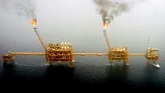 Plataforma petrolífera no Golfo Pérsico, a sul de Teerão