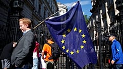 Egymillióhoz közelít a brexit miatt letelepedési engedélyt kérő EU-s polgárok száma