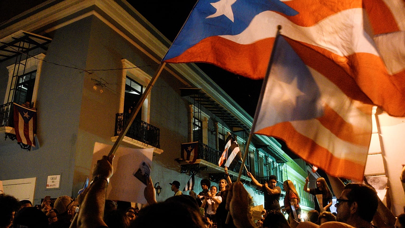 ¿Por qué los puertorriqueños protestan de forma masiva?