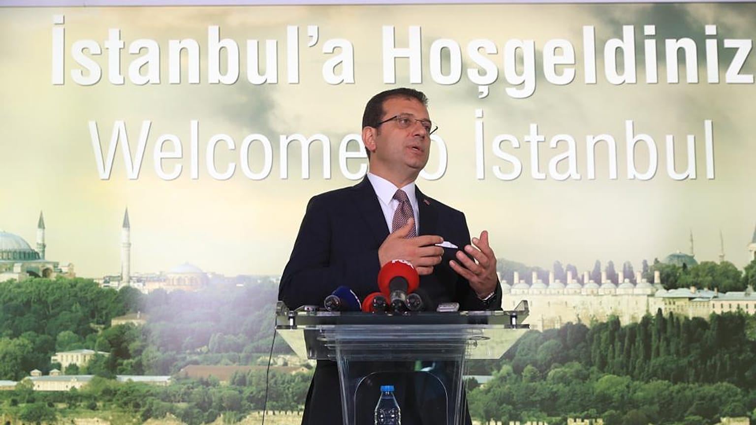 Ekrem İmamoğlu: Büyükşehire bağlı iştiraklerin başında bulunanlar istifa etti