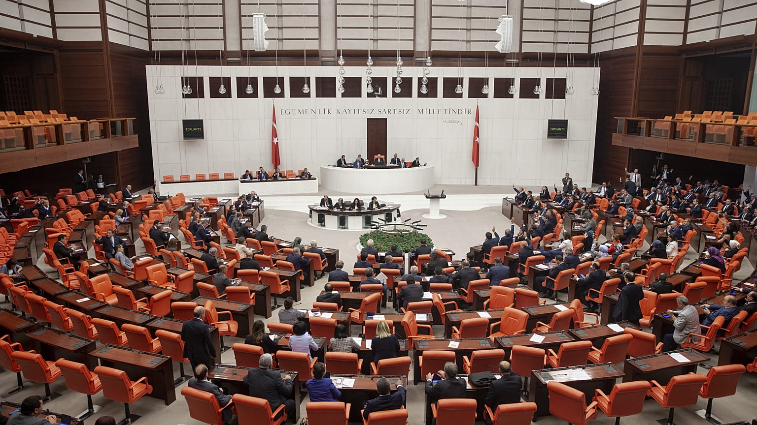TBMM tatile girdi: Af, yargı paketi ve 3600 ek göstergede düzenleme yapılmadı
