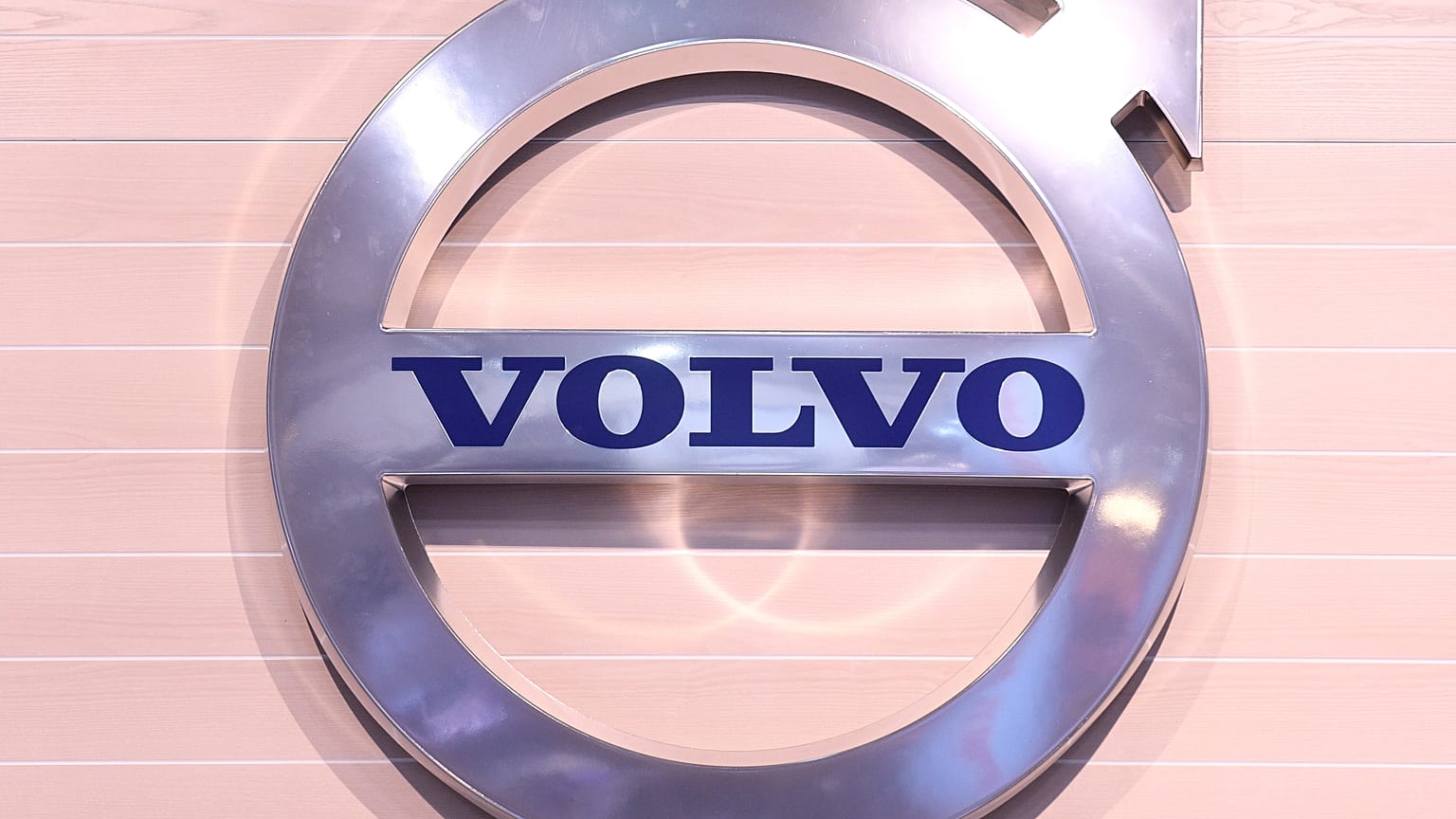 Volvo отзывает полмиллиона машин