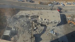 Israel tira abajo doce edificios palestinos en Cisjordania "por seguridad"