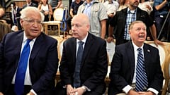 واشنطن تدعو الفلسطينيين للتخلي عن الرفض القاطع "لخطة سلام لم يطلعوا عليها" 
