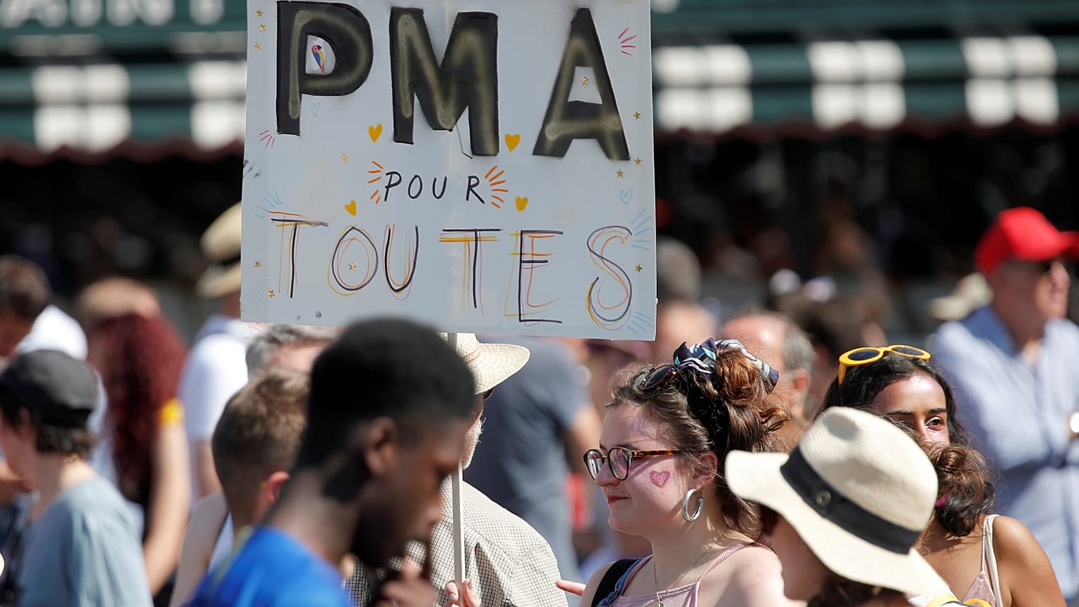 Projet de loi Bioéthique : la promesse de la PMA pour toutes sera-t-elle tenue ?