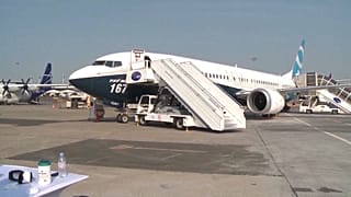 Boeing, trimestre in rosso