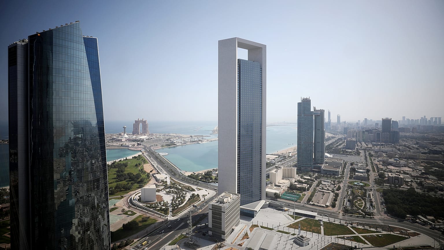 الإمارات تسجن فلبينيا 10 سنوات بتهمة الانتماء لداعش