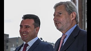 Χαν σε Βόρεια Μακεδονία: «Κόκκινη γραμμή το κράτος δικαίου»