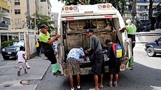 Venezuela için 'Irak modeli' petrol karşılığı gıda programı teklifi