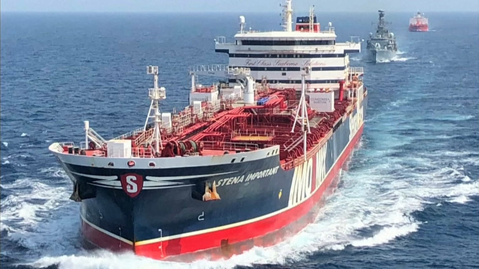 İran: Alıkonan İngiliz petrol tankerindeki Hint mürettebat elçilik yetkilileri ile görüştürülecek