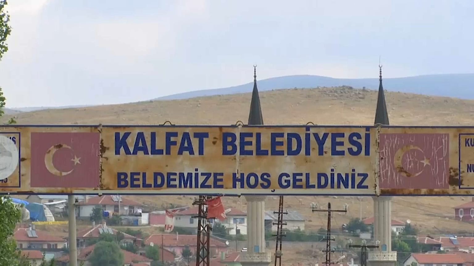 Kalfat Köyü yeni Başbakan Johnson'ı bekliyor: "Boris Sarıoğlangiller'den geliyor"