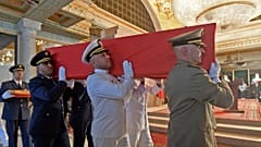 Funeral de Estado para Beji Caid Essebsi, o primeiro presidente democraticamente eleito na Tunísia
