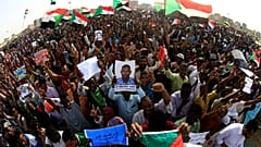 محتجون سودانيون في العاصمة الخرطوم