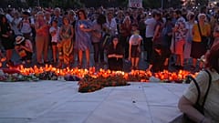 Romanya'da binler kaçırılan 15 yaşındaki kız için sokaklarda
