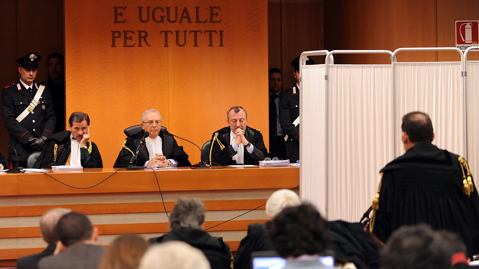 Collaboratori e testimoni di giustizia: un sistema con molte falle (soprattutto per i familiari)